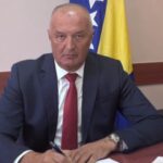 Helez potpisao odluku: Raskinut ugovor s dvojicom pripadnika OS BiH koji su veličali zločinca Mladića