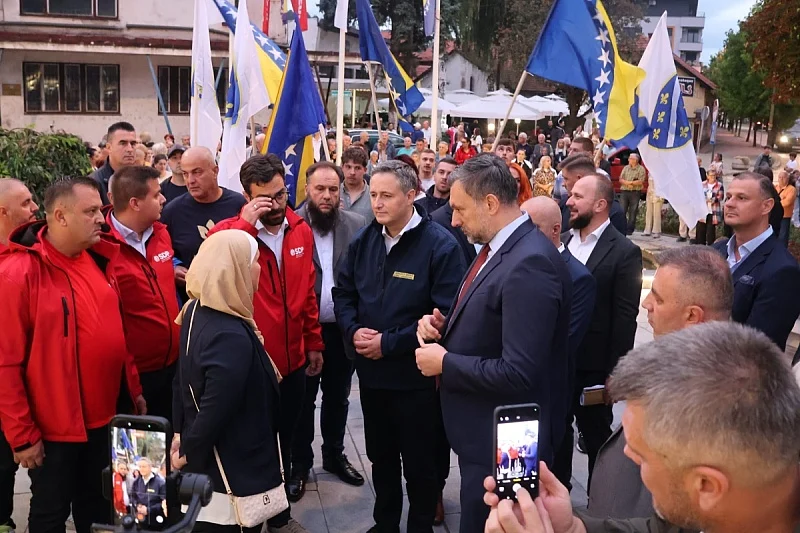 Bećirović u Visokom: Snažne domaće kompanije znače veće plate i nova radna mjesta