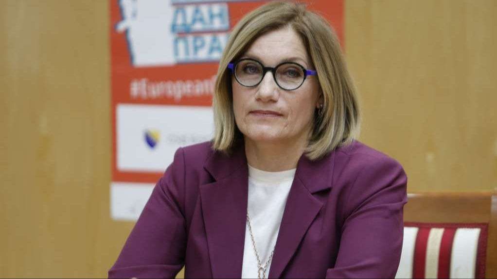 Svjetlana Milišić Veličkovski. Fena