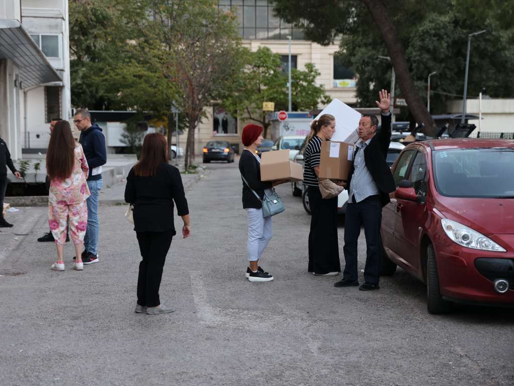 Očekuju rješenje problema. Fena
