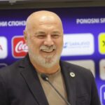 Pratite obraćanje Sergeja Barbareza i Edina Džeke (VIDEO)