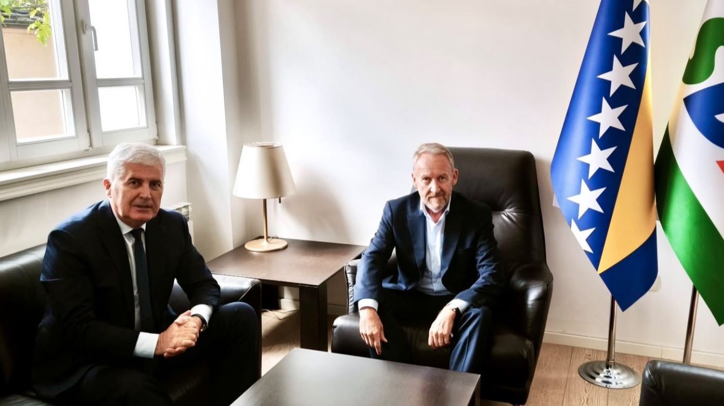 Čović se sastao s Izetbegovićem. Platforma X
