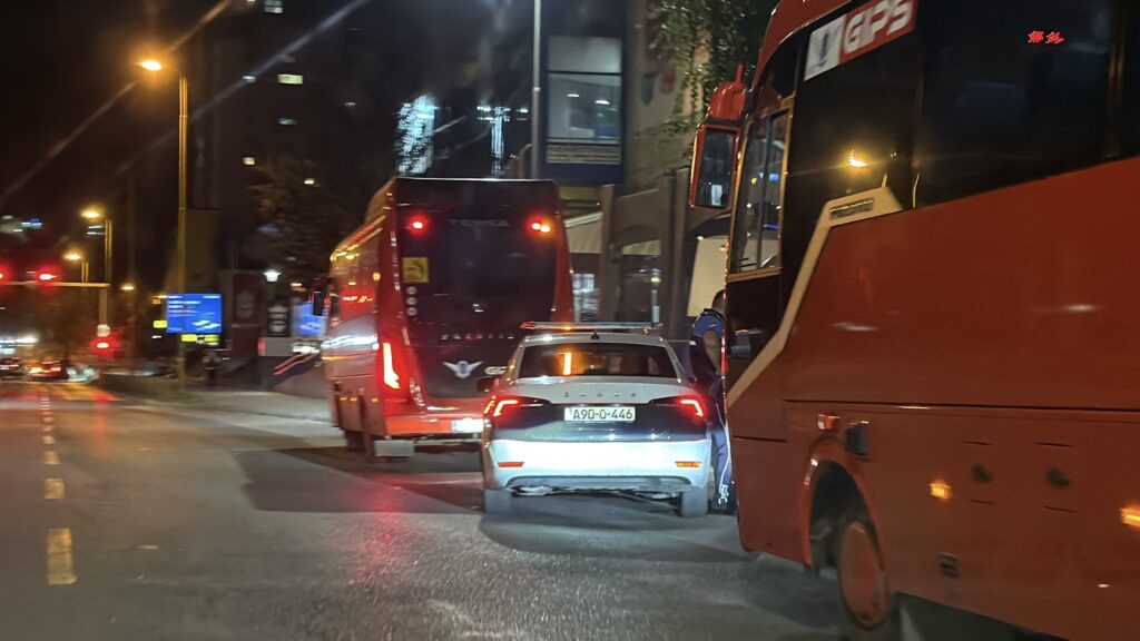 Drama u autobusu u Tuzli: Nesuglasice između vozača i putnice, na lice mjesta došla i policija
