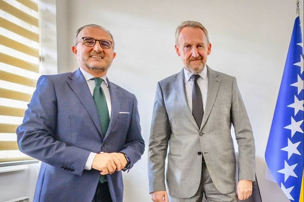 Soreka i Izetbegović razgovarali. Facebook