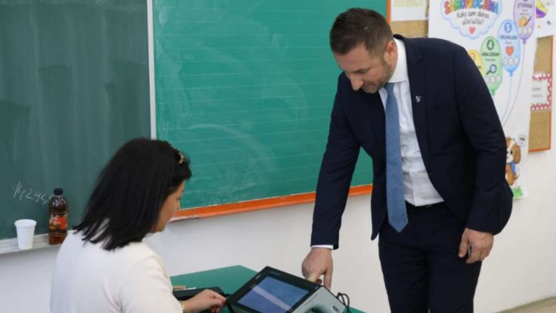 Efendić: Vrijeme je da iskoristimo prilike. Harun Muminović/FENA
