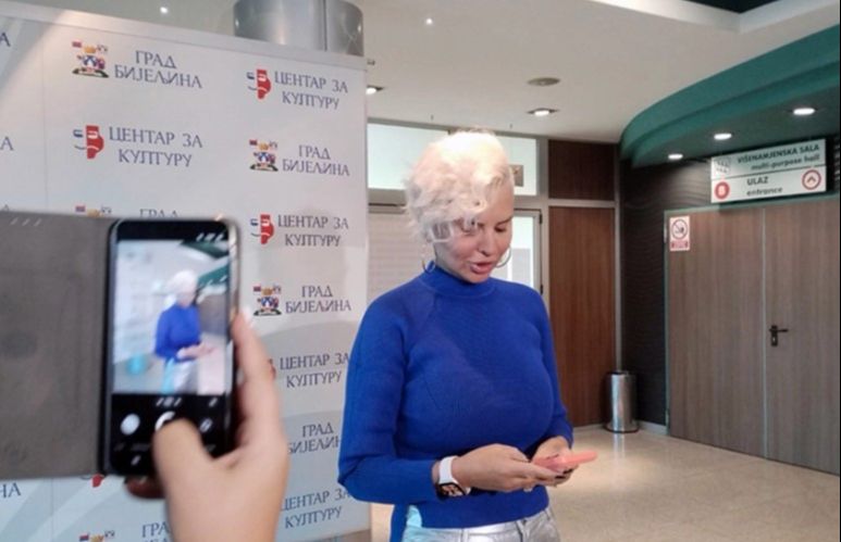 Dijana Savić Božić. Srna
